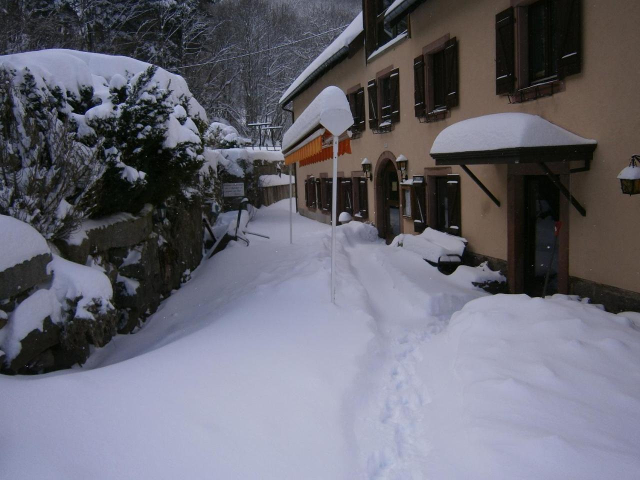 Hôtel Kebespre à Lapoutroie Extérieur photo
